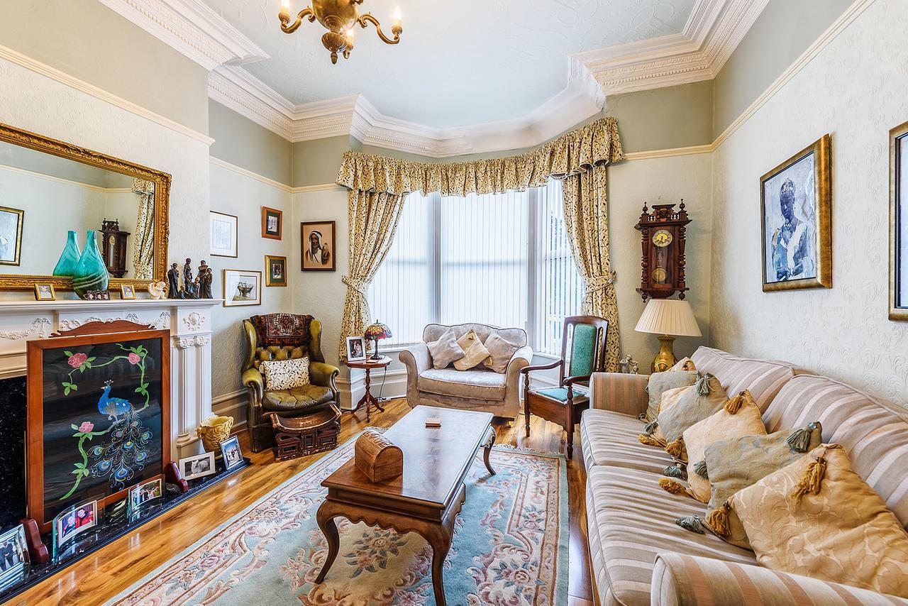 Balmoral Hotel ดอนคาสเตอร์ ภายนอก รูปภาพ